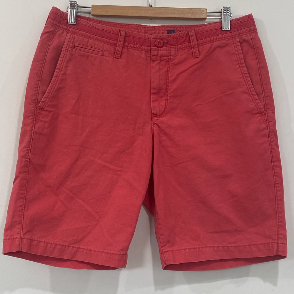 Gap shorts Red/ Coral size 32